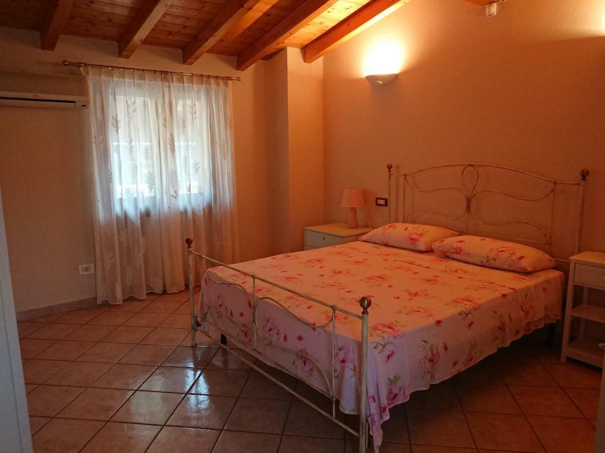 Il Carpino Bianco Bilocale Apartman Puegnago Kültér fotó