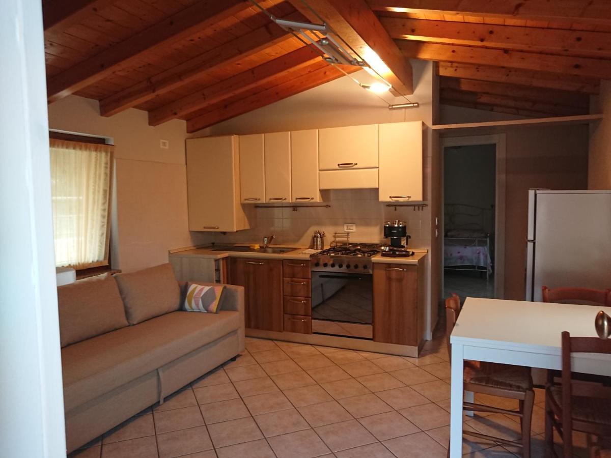 Il Carpino Bianco Bilocale Apartman Puegnago Kültér fotó